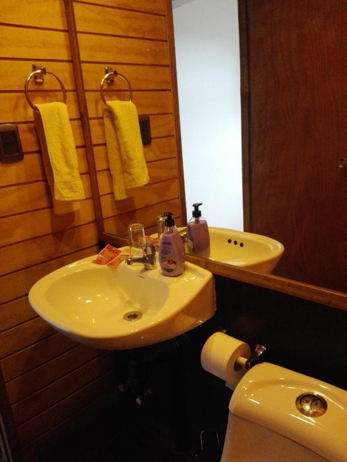 Almer Hostal 푼타아레나스 외부 사진