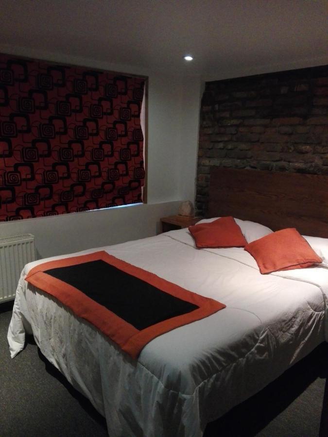 Almer Hostal 푼타아레나스 외부 사진