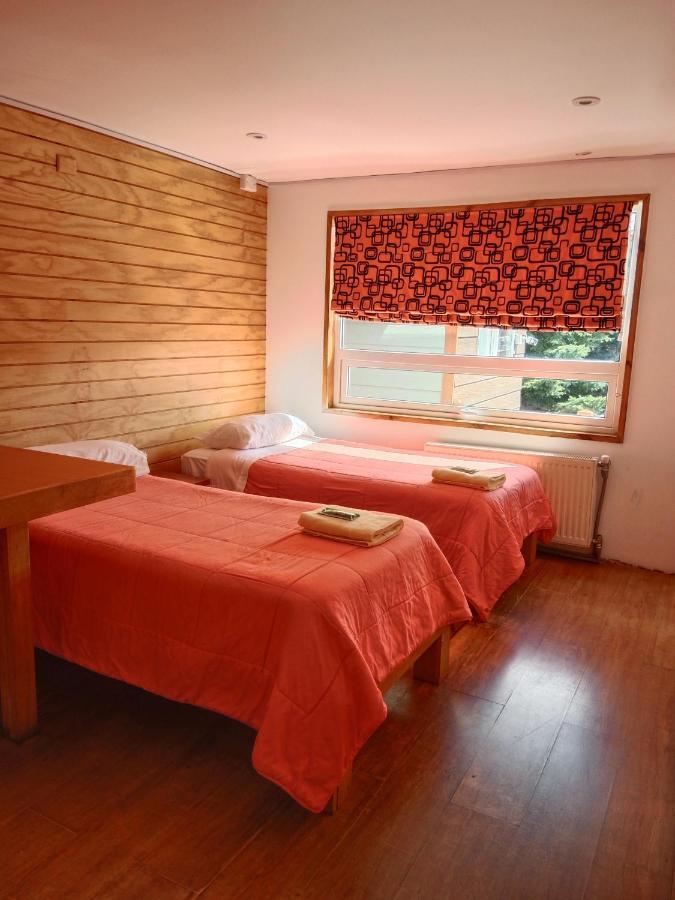 Almer Hostal 푼타아레나스 외부 사진