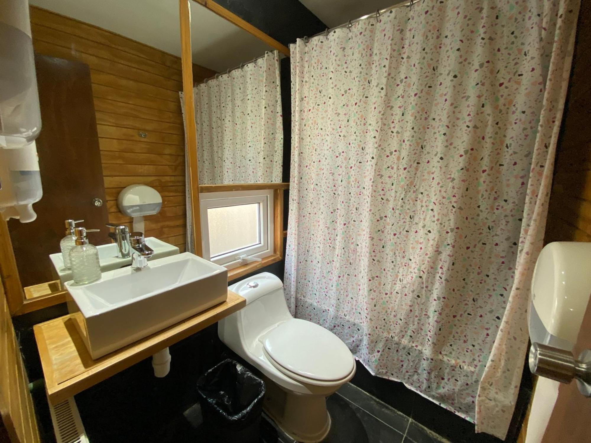 Almer Hostal 푼타아레나스 외부 사진